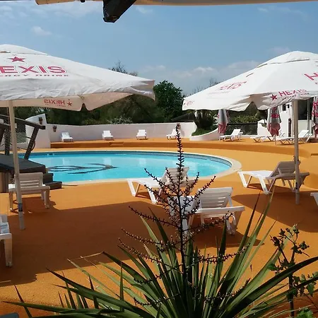 Le Camarguais Camping 4*